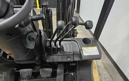 Propane Forklifts 2015  CAT Lift Trucks GP25N (14)