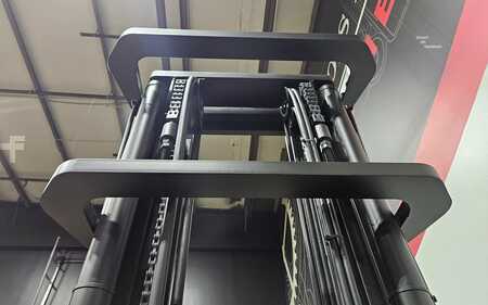 Carretilla elevadora diésel 2013  Clark C55SD (14)