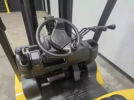Propane Forklifts 2018  Yale GLP050MX (12)