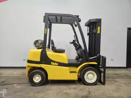 Propane Forklifts 2018  Yale GLP050MX (5)
