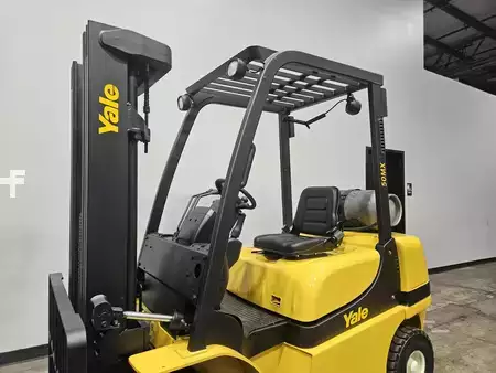 Propane Forklifts 2018  Yale GLP050MX (9)
