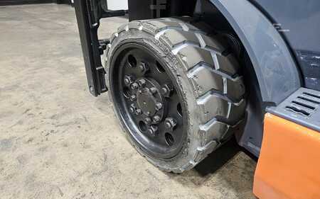 Carretilla elevadora GLP 2015  Toyota 8FGCU30 (19)