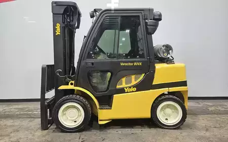 Propane Forklifts 2013  Yale GLP080VX (1)