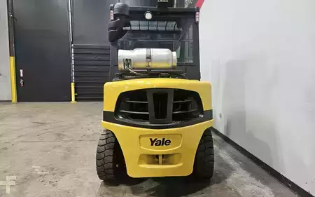 Propane Forklifts 2013  Yale GLP080VX (3)