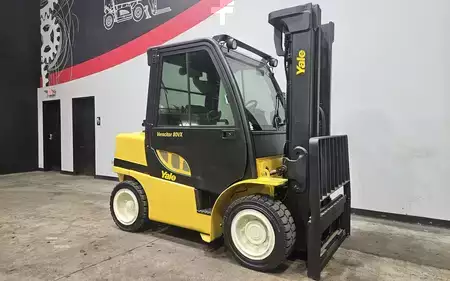 Propane Forklifts 2013  Yale GLP080VX (6)