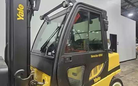 Propane Forklifts 2013  Yale GLP080VX (9)