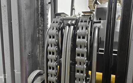 Propane Forklifts 2021  CAT Lift Trucks GC70K (17)