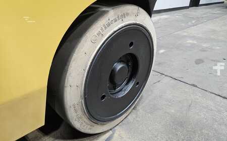 Propane Forklifts 2021  CAT Lift Trucks GC70K (19)