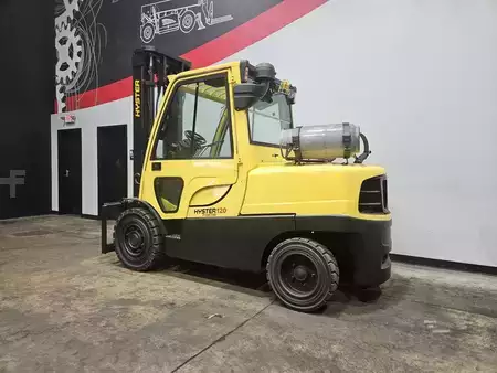 Propane Forklifts 2016  Hyster H120FT (2)