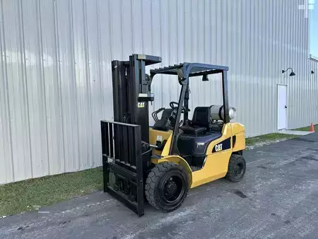 Propane Forklifts 2014  Mitsubishi FG30N (2)