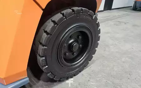 Montacargas diésel 2018  Toyota 8FD70U (20)