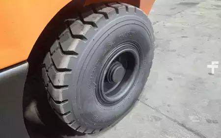 Montacargas diésel 2019  Doosan D35C-7 (19)
