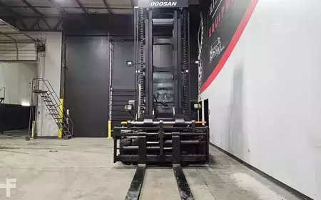 Montacargas diésel 2021  Doosan D160S-7 (7)