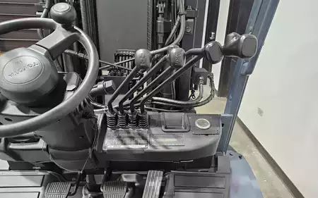 Diesel Forklifts 2018  Toyota 8FD50U (12)