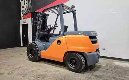 Diesel Forklifts 2018  Toyota 8FD50U (2)