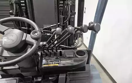 Diesel Forklifts 2017  Toyota 8FD50U (14)