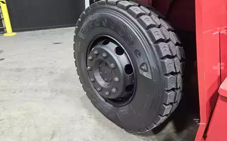 Montacargas diésel 2018  Taylor X220S (13)