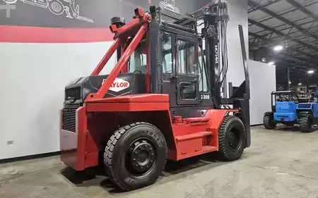 Montacargas diésel 2018  Taylor X220S (4)