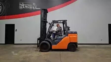Propane Forklifts 2017  Toyota 8FGC70U (24)
