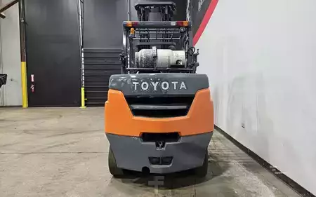Propane Forklifts 2017  Toyota 8FGC70U (3)