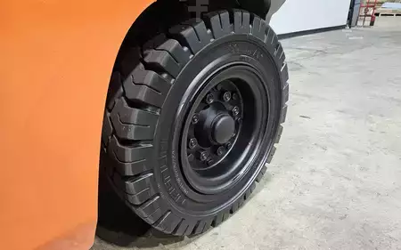 Montacargas diésel 2018  Toyota 8FD35U (18)