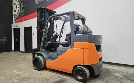 Propane Forklifts 2017  Toyota 8FGC55U-PRS (2)