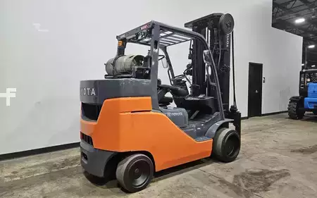Propane Forklifts 2017  Toyota 8FGC55U-PRS (4)