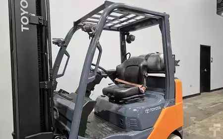 Montacargas GLP 2019  Toyota 8FGCU25 (8)