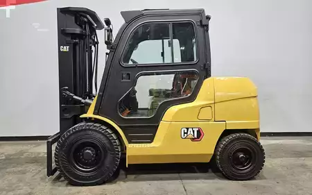 Montacargas diésel 2017  CAT Lift Trucks DP45N (1)