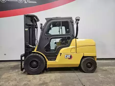 Diesel Forklifts 2017  CAT Lift Trucks DP55N (1)