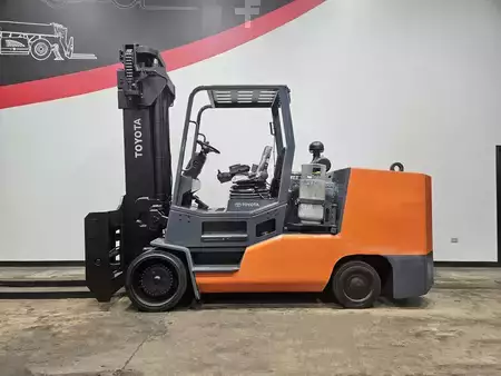 Propane Forklifts 2018  Toyota THDC3000-36 (1)