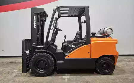 Propane Forklifts 2020  Doosan G45S-7 (1)