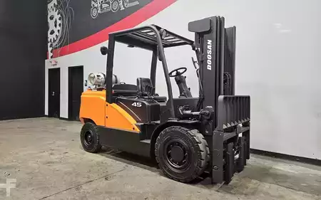 Propane Forklifts 2020  Doosan G45S-7 (6)