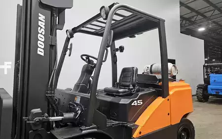 Propane Forklifts 2020  Doosan G45S-7 (9)