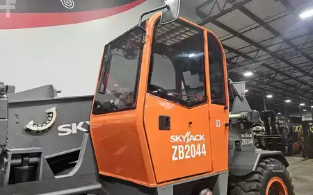 Telehandler Fixed 2016  Skyjack ZB2044 (10)