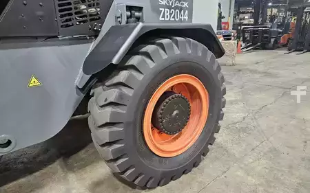 Telehandler Fixed 2016  Skyjack ZB2044 (18)
