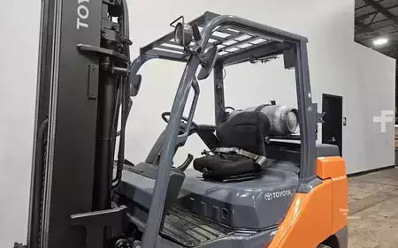 Propane Forklifts 2018  Toyota 8FGC45U (7)