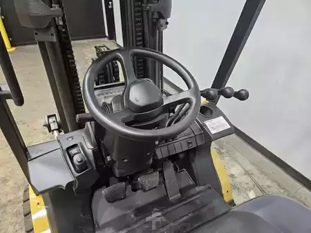 Montacargas diésel 2016  CAT Lift Trucks DP30N (11)