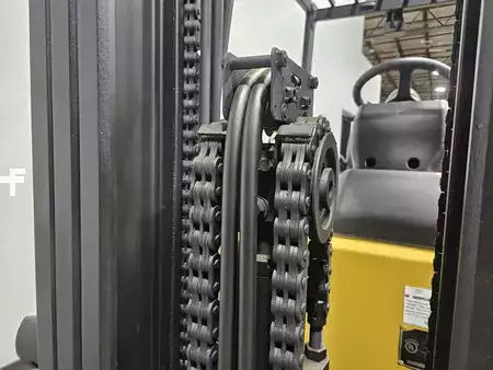 Montacargas diésel 2016  CAT Lift Trucks DP30N (15)