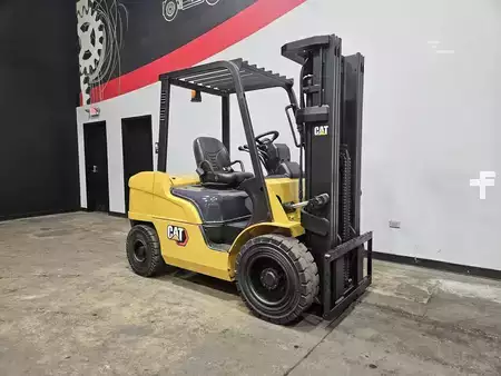 Montacargas diésel 2016  CAT Lift Trucks DP30N (6)