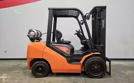 Propane Forklifts 2021  Viper FY30 (5)