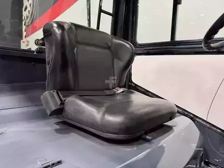 Diesel Forklifts 2014  Toyota 8FD50U (9)