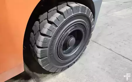 Montacargas diésel 2019  Toyota 8FDU32 (19)