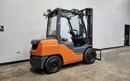 Montacargas diésel 2019  Toyota 8FDU32 (4)