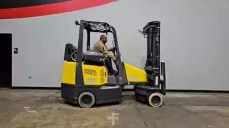 Montacargas de Pasillo Angosto 2015  Aisle Master 44S (19)