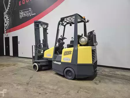 Montacargas de Pasillo Angosto 2015  Aisle Master 44S (2)