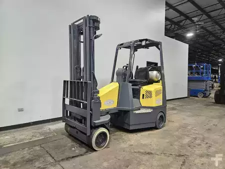 Montacargas de Pasillo Angosto 2015  Aisle Master 44S (8)