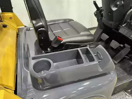 Montacargas GLP 2017  CAT Lift Trucks 2C6000 (11)