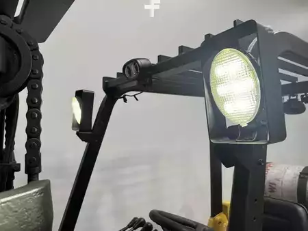 Montacargas GLP 2017  CAT Lift Trucks 2C6000 (8)