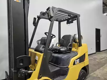 Propane Forklifts 2017  CAT Lift Trucks 2C6000 (11)